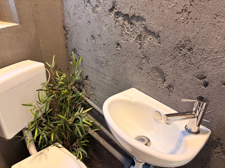 Birou, de 90 mp, în Dacia