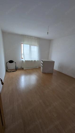 Casă cu 5 camere cu Teren 500 Mp în Sânmihaiu German
