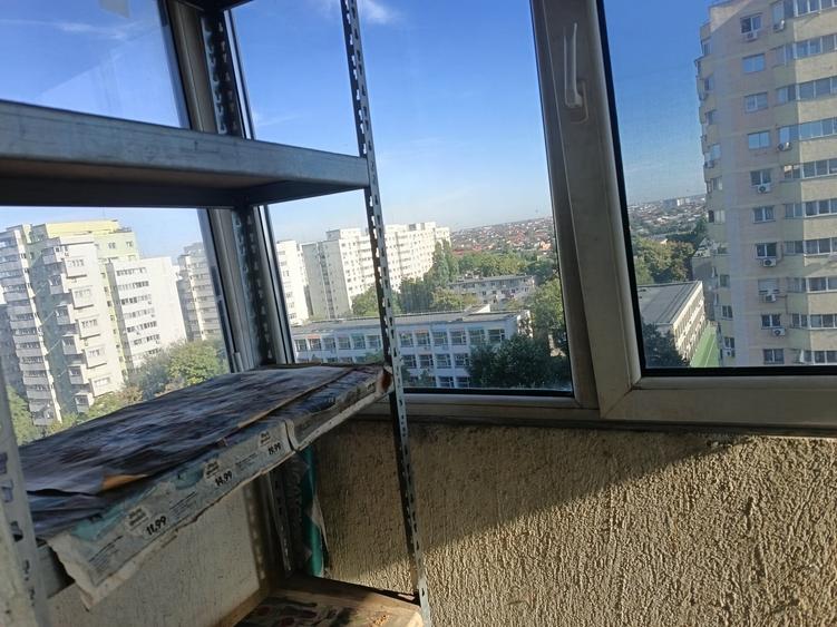 Apartament cu 3 camere decomandat în Pantelimon