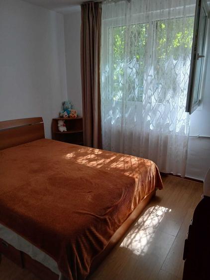 Apartament cu 2 camere semidecomandat în Progresul