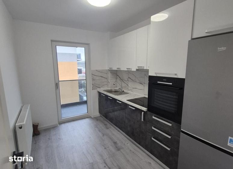 Apartament cu 2 camere în Podu Roș