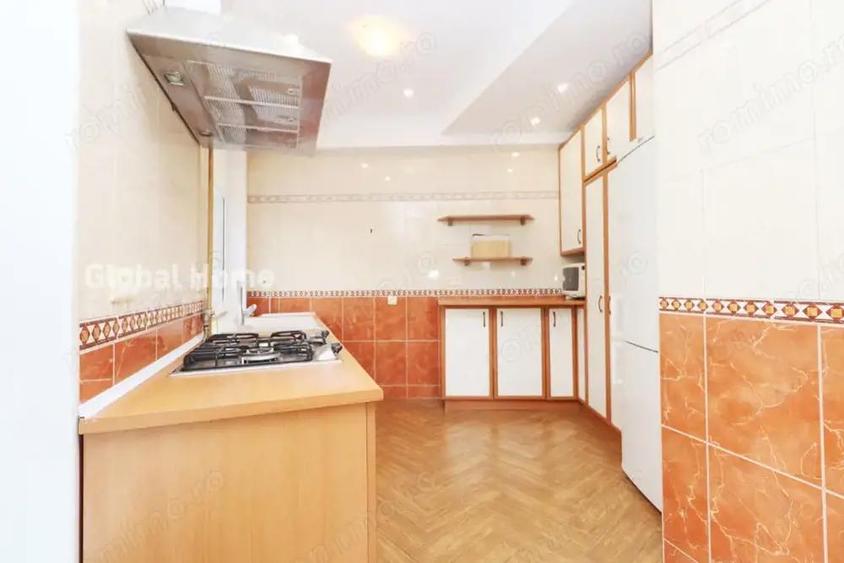Apartament cu 3 camere semidecomandat, mobilat în Herăstrău