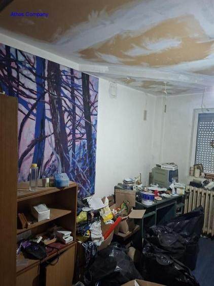Apartament cu 4 camere în Crângași