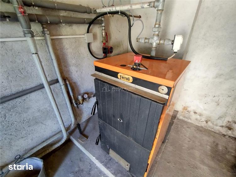 Casă cu 3 camere cu Canalizare în Ciclova Română