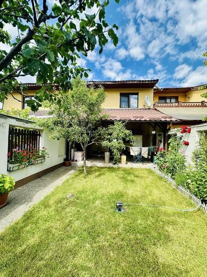 Casă cu 4 camere în Vlădești
