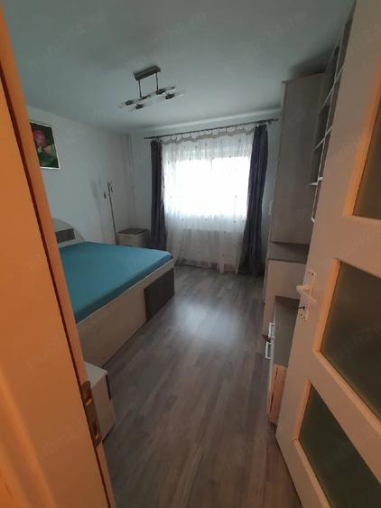 Apartament cu 2 camere decomandat în Steaua