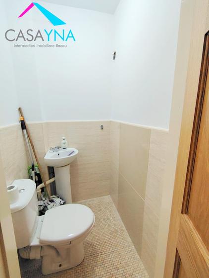 Apartament cu 3 camere în Mioriței