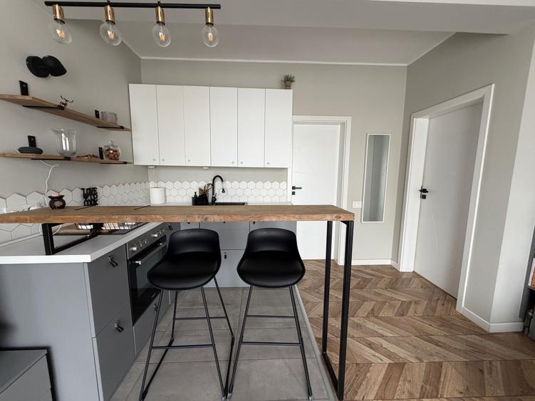 Apartament cu 2 camere semidecomandat în Iosia