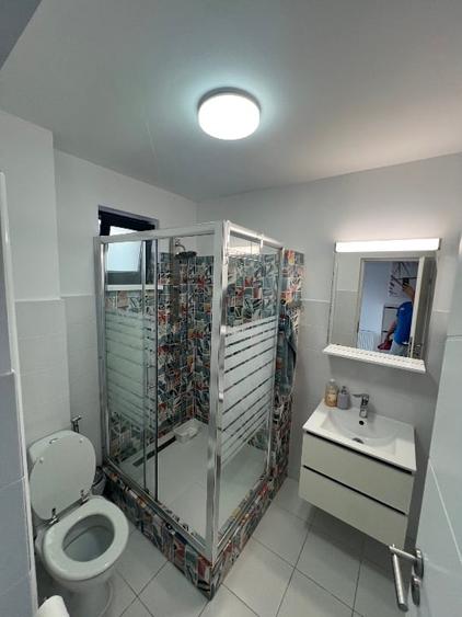 Duplex cu 4 camere cu Canalizare în Domnești