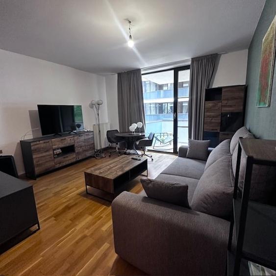 Apartament cu 2 camere semidecomandat în Băneasa — fotografia 1