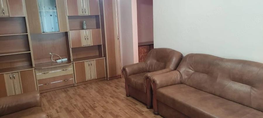 Apartament cu 2 camere semidecomandat în 1 Decembrie 1918