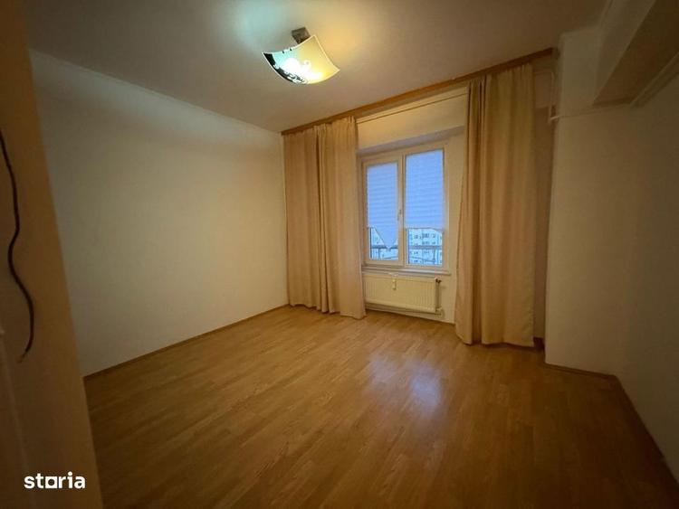Apartament cu 3 camere în 13 Septembrie