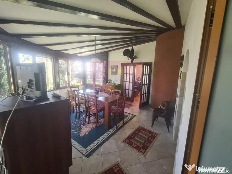 Casă cu 4 camere cu Teren 2066 Mp în Capul Câmpului