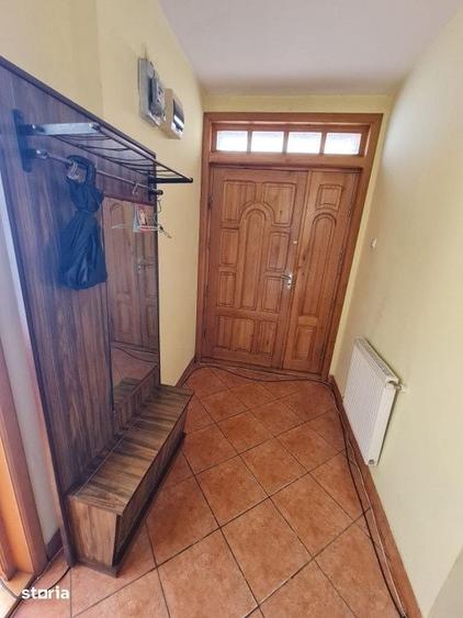 Casă cu 3 camere cu Teren 120 Mp în Școlilor