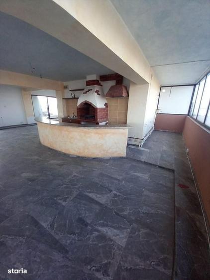 Apartament cu 4 camere în Central