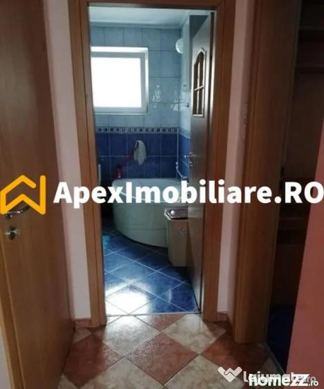 Apartament cu 2 camere semidecomandat în Cișmigiu