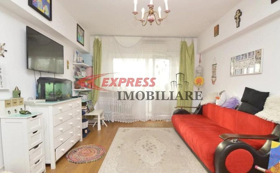 Apartament cu 2 camere semidecomandat în Dristor