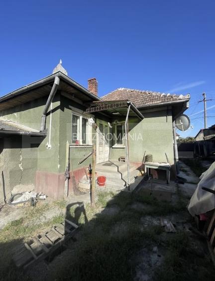 Casă cu teren de 769 mp, Gherla