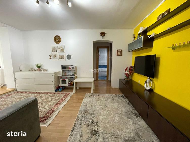 Apartament 2 camere-etaj 1-Podul de Piatra - 1