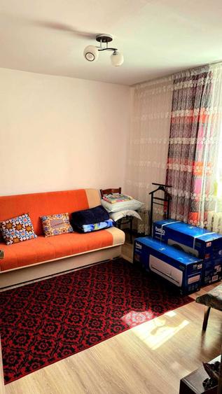 Apartament cu 2 camere decomandat în Precista