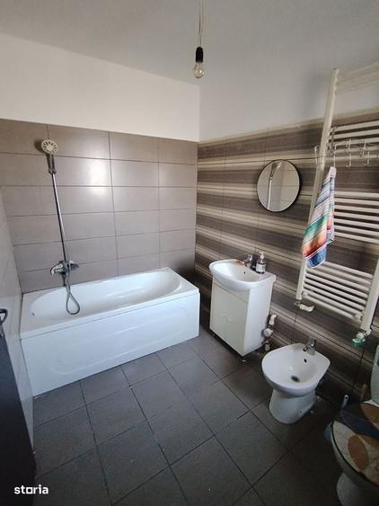 Apartament cu 3 camere în Moșnița Nouă