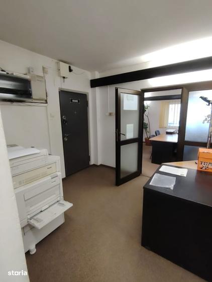 Apartament cu 5 camere, mobilat în Moara de foc