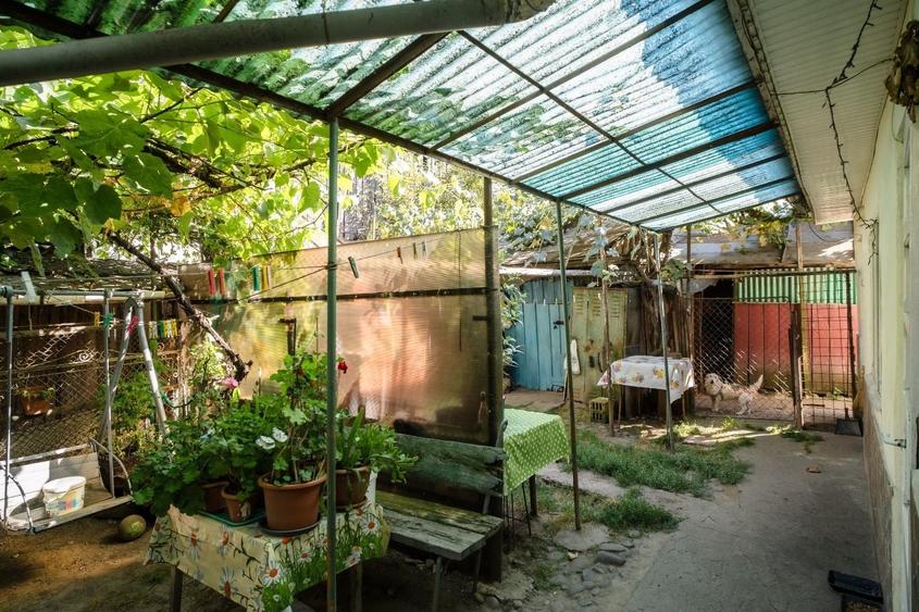 Casă cu 4 camere în Precista