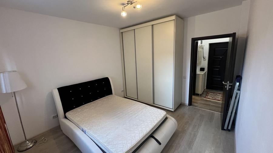 Apartament cu 2 camere decomandat, mobilat în Păcii