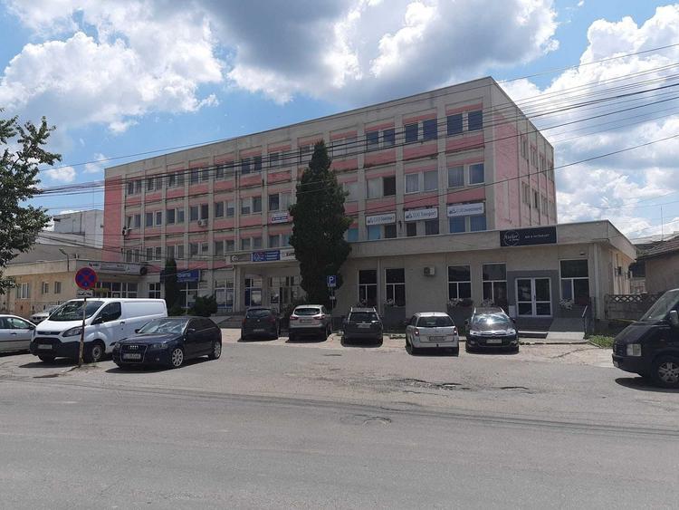 Spațiu comercial, de 14 mp, în Central