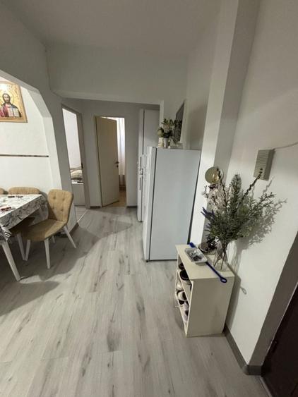 Apartament cu 2 camere decomandat, mobilat în Nord-Vest