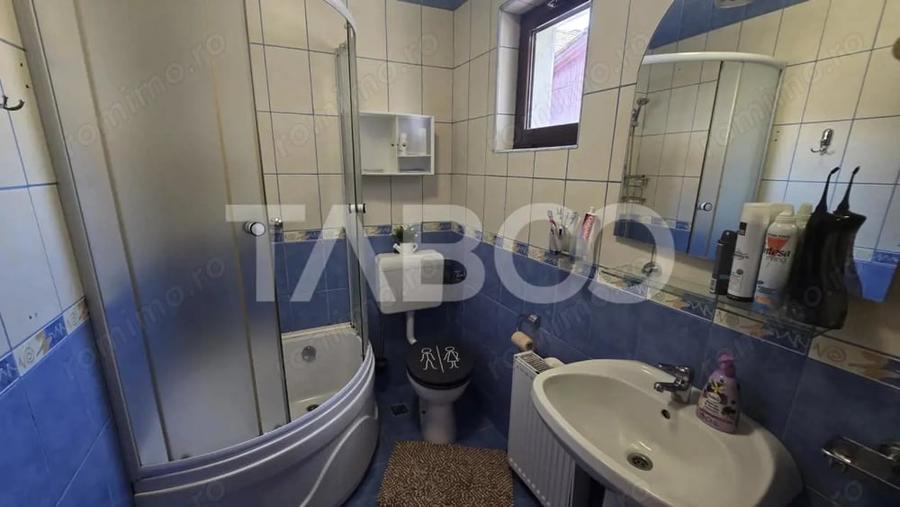 Casă cu 5 camere cu Teren 250 Mp în Central
