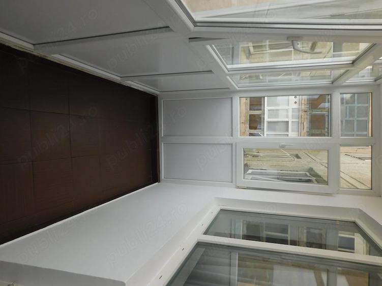 Apartament cu 3 camere decomandat în Exterior Vest