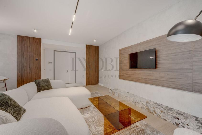 Apartament cu 4 camere, mobilat în Aviatorilor