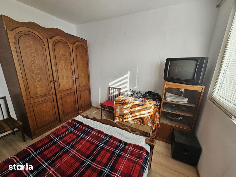 Apartament cu 2 camere semidecomandat în 1 Mai