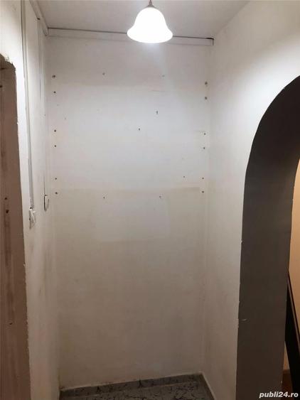 Apartament cu 4 camere în Moreni