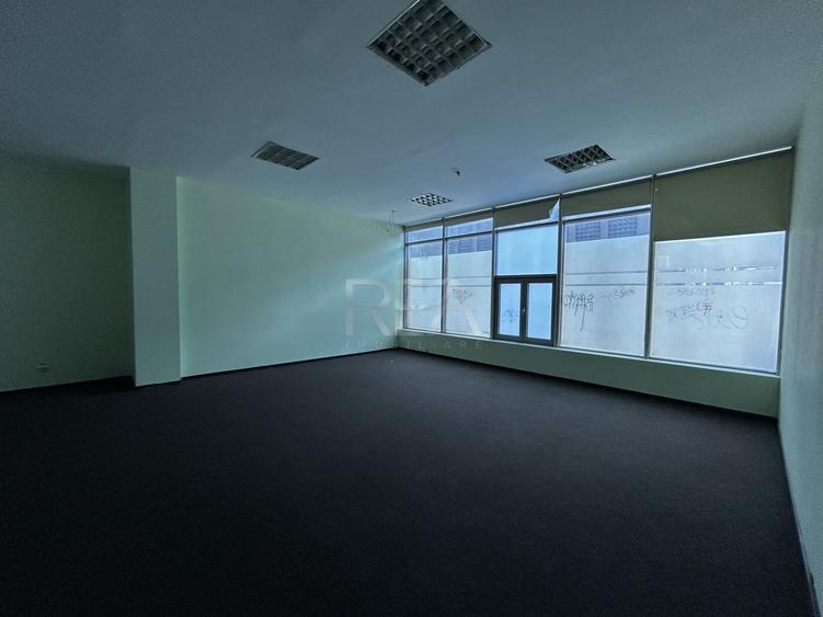 Spațiu comercial, de 584.35998535156 mp, în 13 Septembrie
