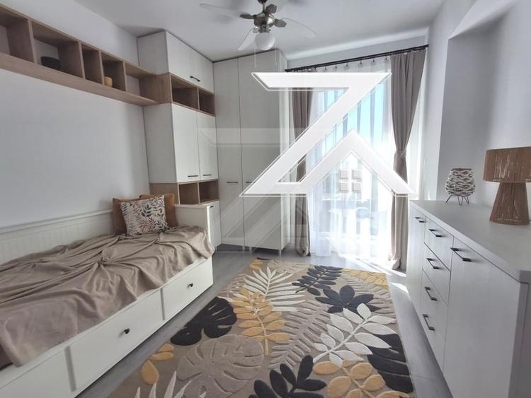 Apartament cu 3 camere decomandat, mobilat în Calea București