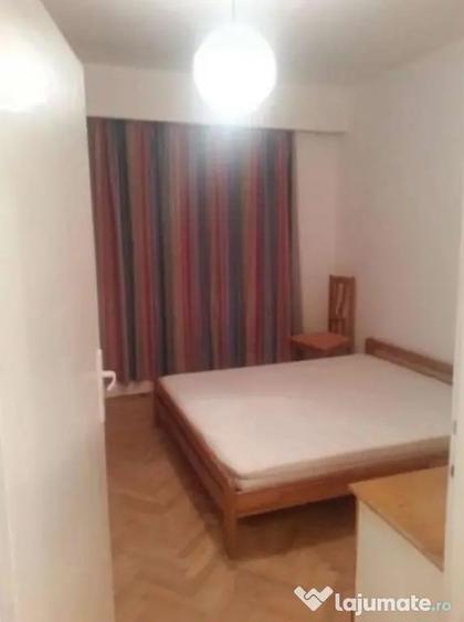 Apartament cu 3 camere decomandat în Șagului