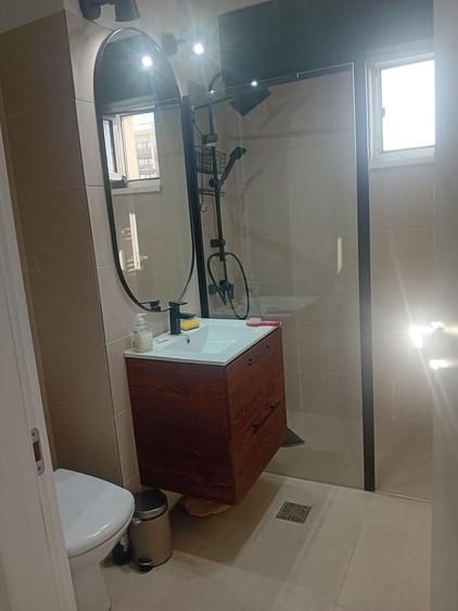 Apartament cu 2 camere decomandat în Calea București