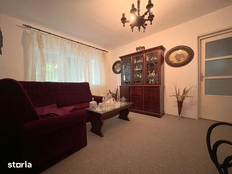 Apartament cu 2 camere semidecomandat, mobilat în Tipografilor