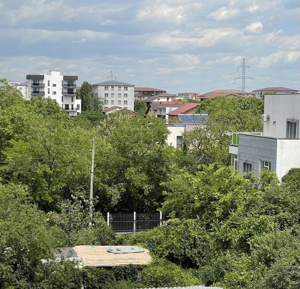 Apartament cu 2 camere decomandat în Runcu
