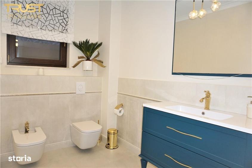 Apartament cu 4 camere decomandat în Central