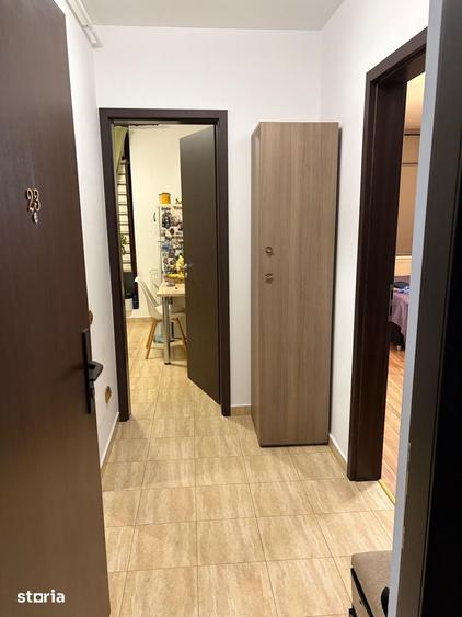 Garsonieră decomandată în Central