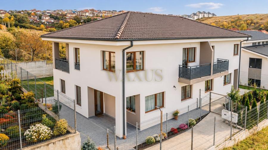 Duplex cu 5 camere cu Canalizare în Dezmir