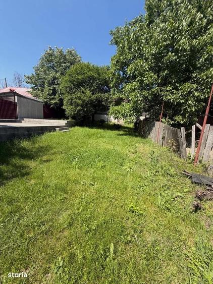 Casă cu 2 camere cu Teren 900 Mp în Sărata