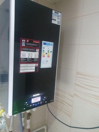 Casă cu 4 camere cu Teren 360 Mp în Căldăraru