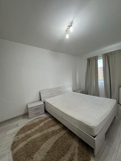 Apartament cu 2 camere semidecomandat în Giroc