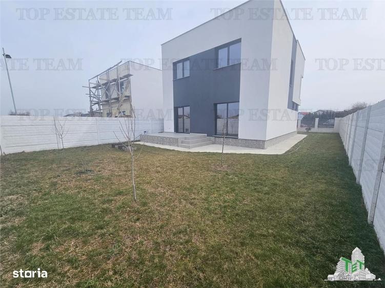 Casă cu 4 camere cu Teren 400 Mp în Dragomirești-Deal