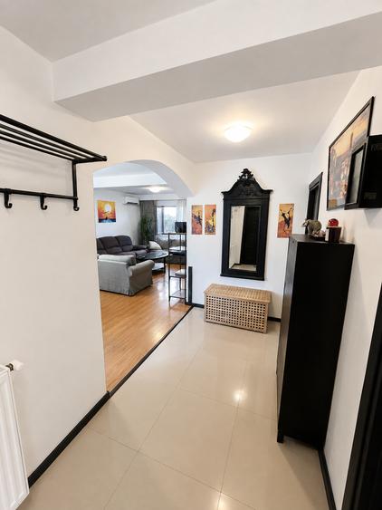Casă cu 5 camere cu Piscina în Tunari