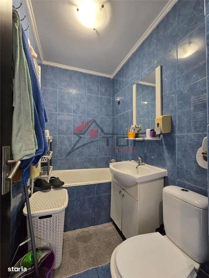 Apartament cu 2 camere semidecomandat în Mircea cel Bătrân